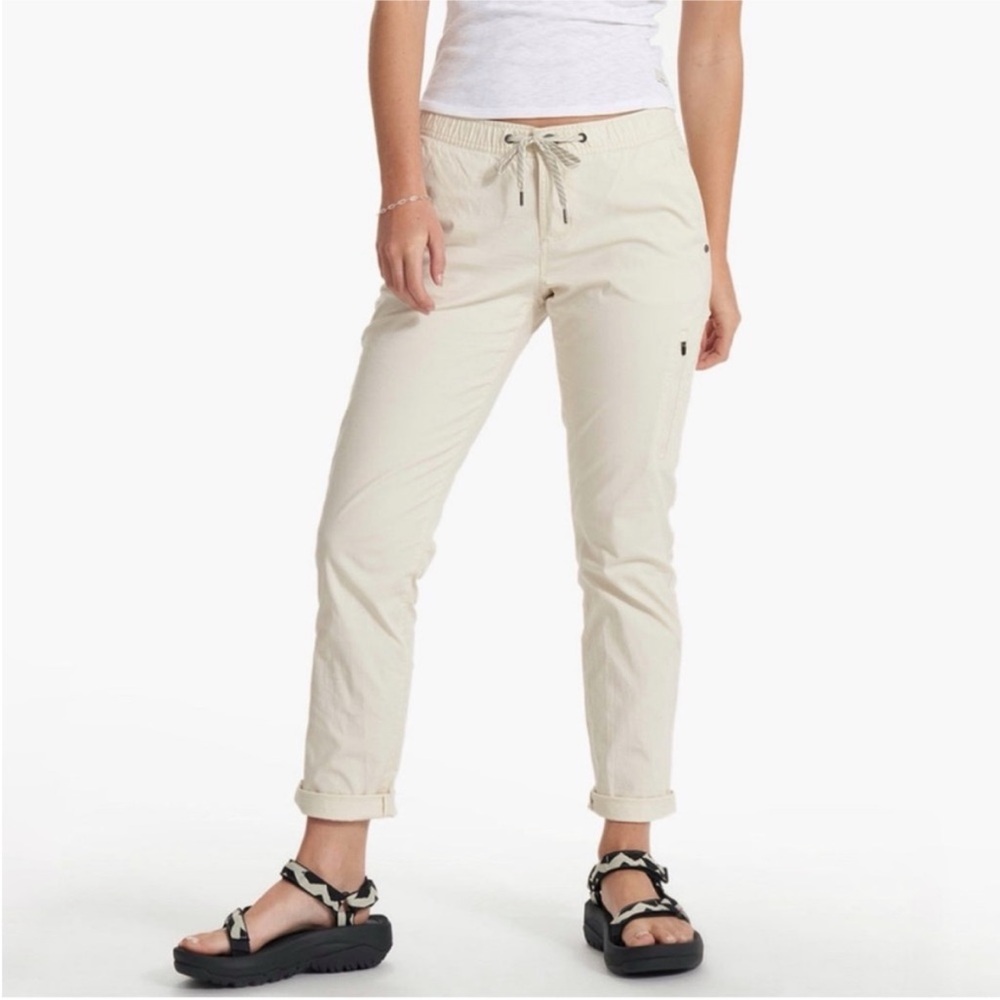 Vuori Straight Leg Pants